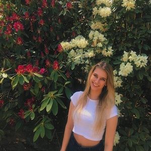 Meet your Posher, Maddie